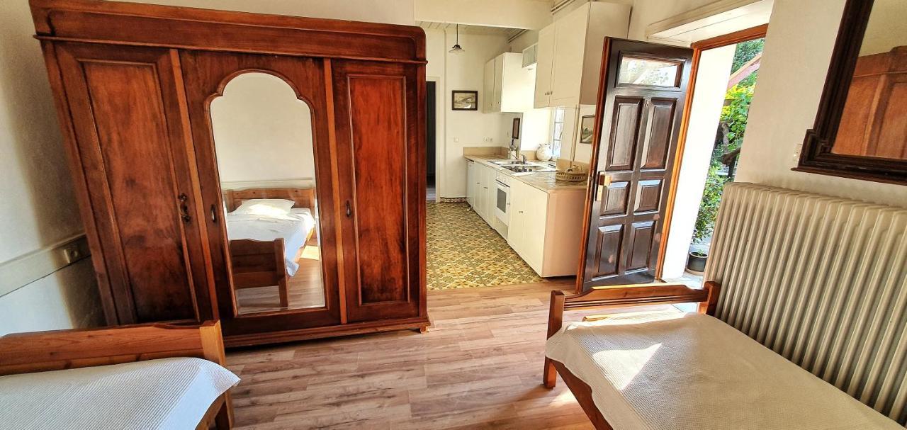 Guesthouse Парфенон Экстерьер фото