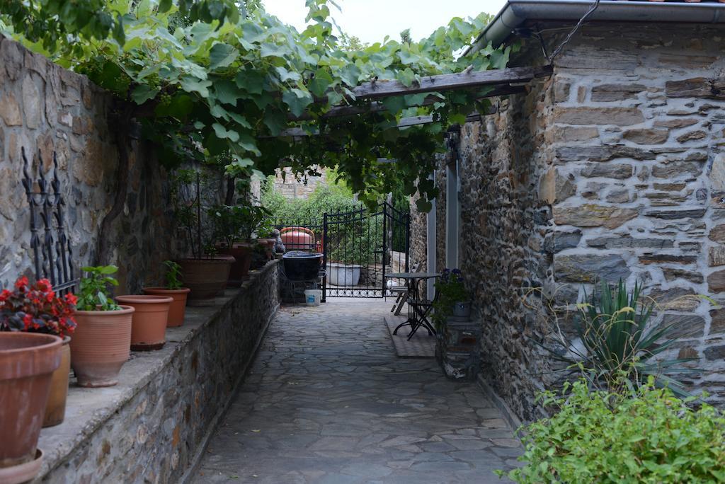 Guesthouse Парфенон Экстерьер фото